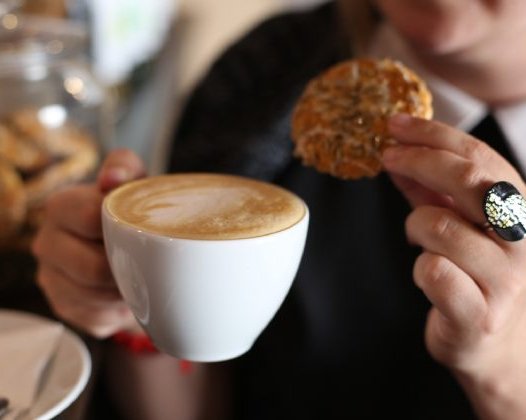 Сможет ли житель крупного города обойтись без небольших компаний